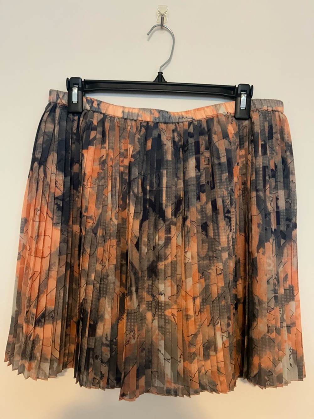 BCBGeneration Peach and Charcoal Abstract Pleated Skater Skirt